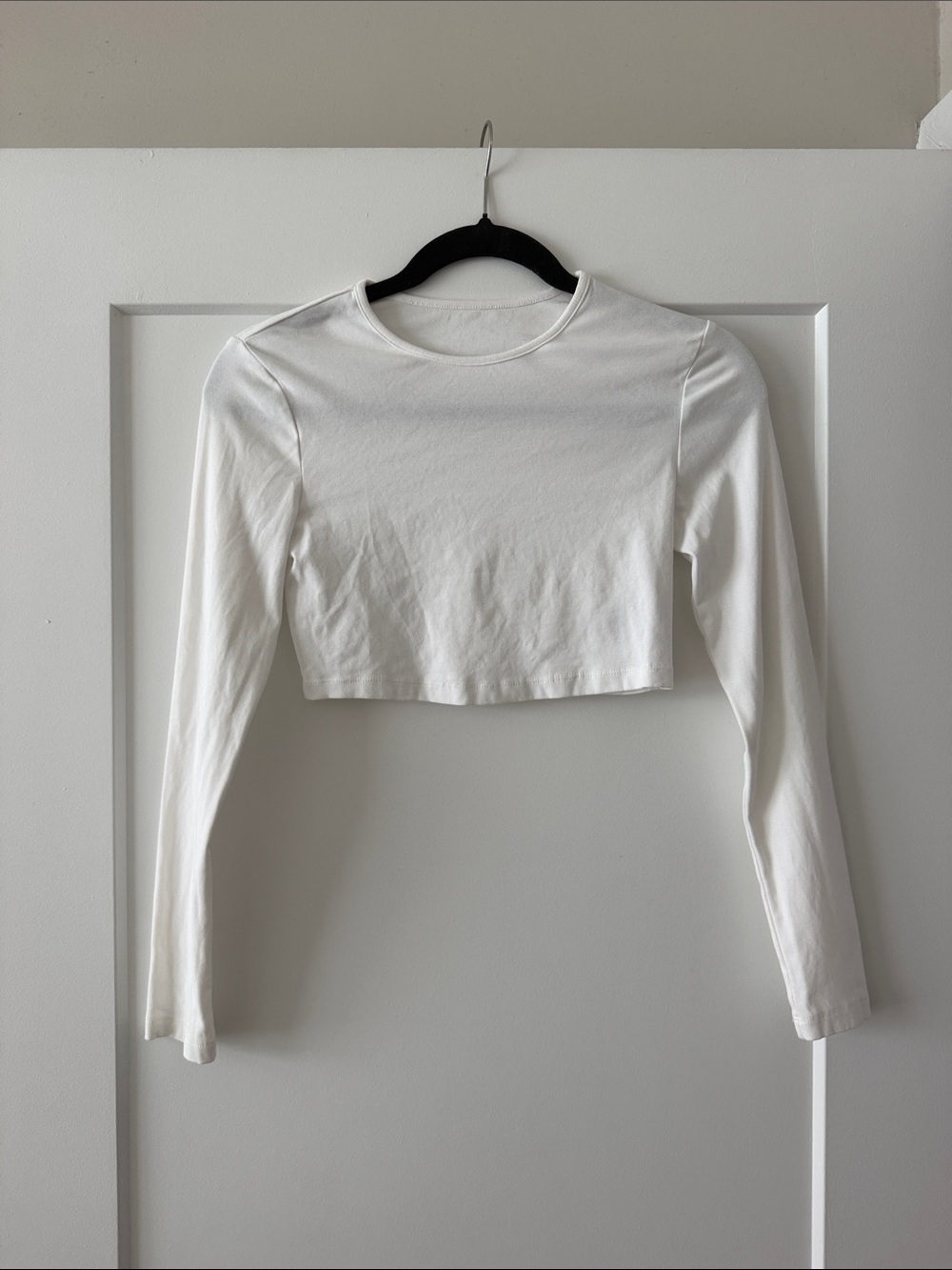 SHEIN White Long Sleeve Cropped Tee